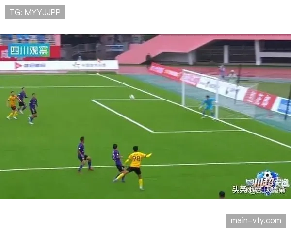 闪电队引进进攻截锋彭宁 应对首发球员赛季报销困局