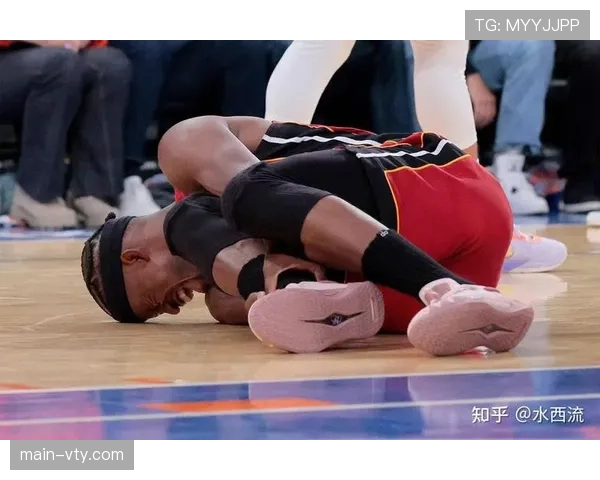 吉米巴特勒右膝前交叉韧带撕裂赛季报销 热火硬仗能力受质疑